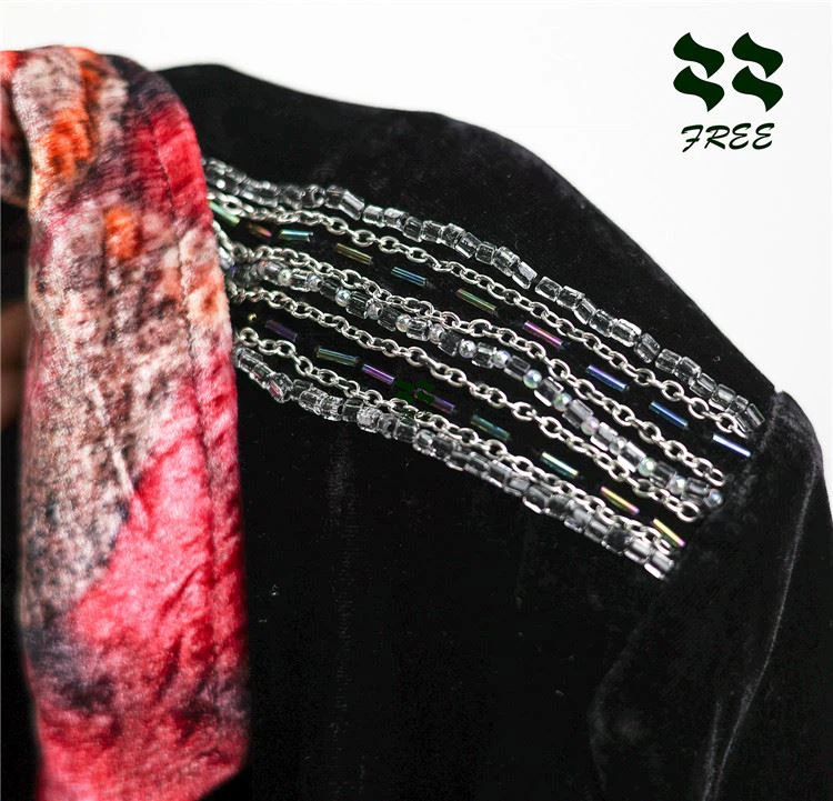 Decorative chain ,pearls on the shoulder