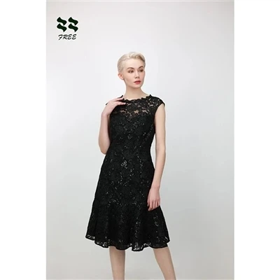 Schwarzes Spitzen-Midikleid